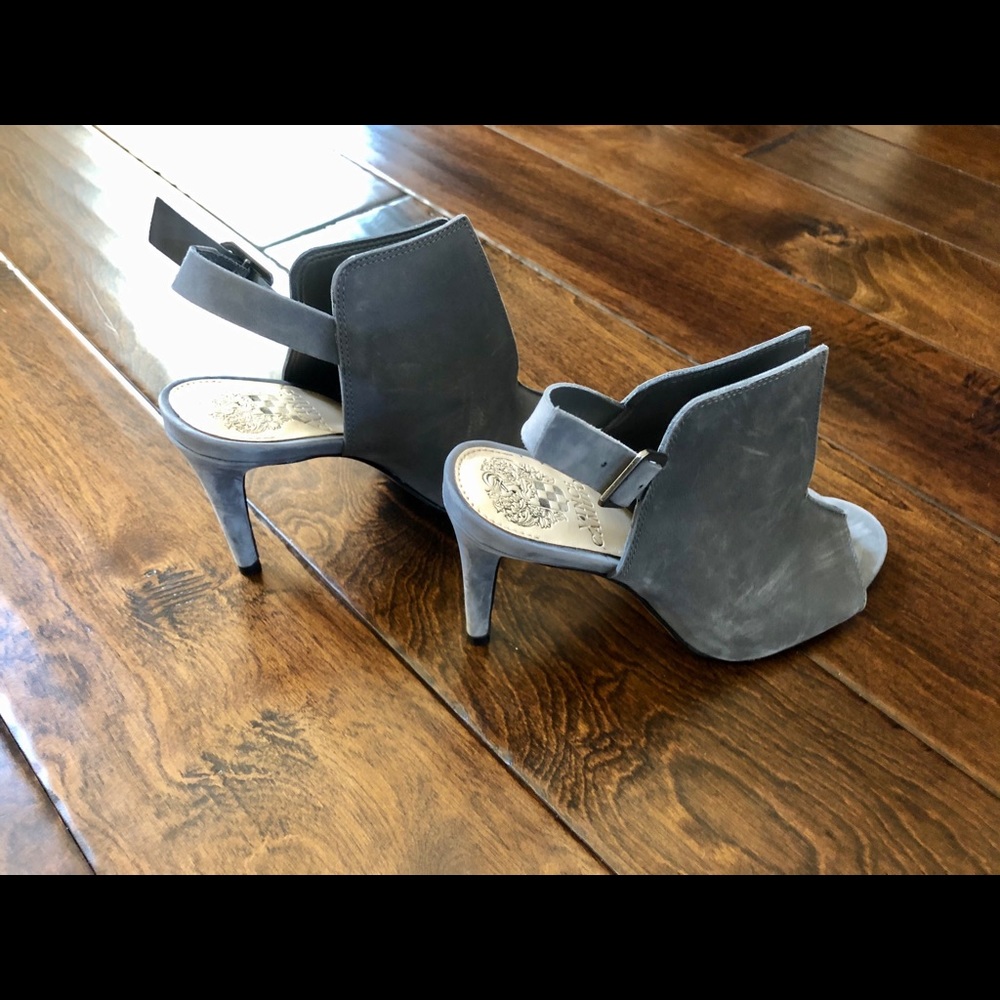 Vince Camuto Catina Grey